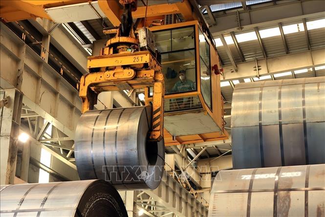 Production at the Hoa Phat Dung Quat Iron and Steel Production Complex in the central province of Quang Ngai. VNA Photo: Tuấn Anh