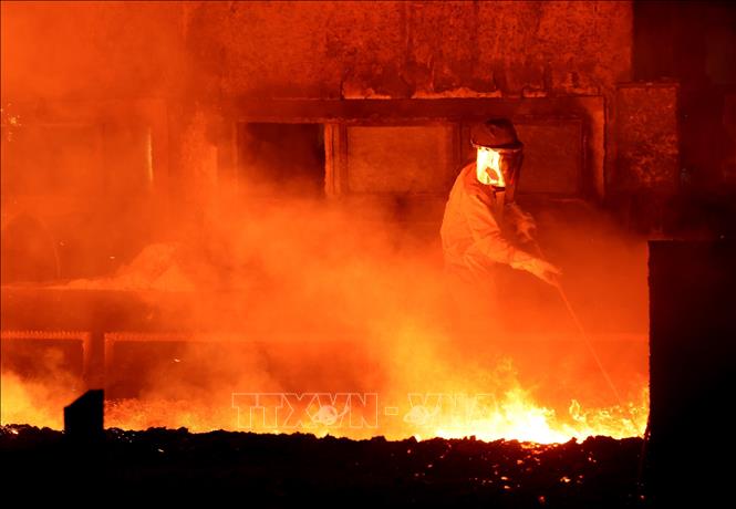 Production at the Hoa Phat Dung Quat Iron and Steel Production Complex in the central province of Quang Ngai. VNA Photo: Tuấn Anh