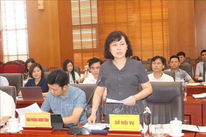 Giám đốc Sở Nội vụ tỉnh Cao Bằng Nguyễn Lâm Thị Tú Anh phát biểu. Ảnh: Chu Hiệu-TTXVN