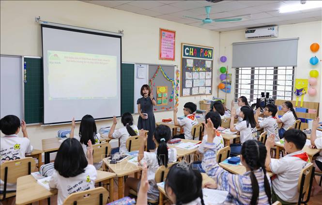 5 năm xây dựng và phát triển vừa qua, trường Tiểu học thực hành Nguyễn Tất Thành đã và đang hướng đến một môi trường học tập an toàn, hạnh phúc cho tất cả học sinh. Ảnh: Thanh Tùng - TTXVN