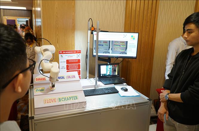 Nhiều giải pháp mới, ứng dụng khoa học kỹ thuật trong sản xuất, kinh doanh được giới thiệu tại sự kiện BNI Members' Day ở Đà Nẵng. Ảnh: Quốc Dũng - TTXVN