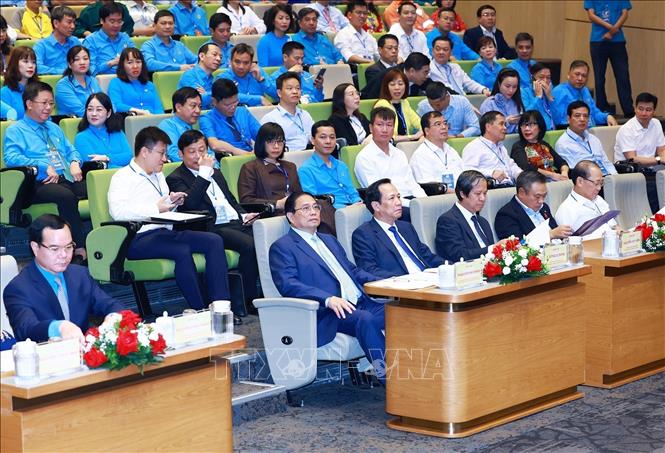 Prime Minister Pham Minh Chinh attends the national forum on labour productivity held by the Vietnam General Confederation of Labour in Hanoi on May 26. VNA Photo: Dương Giang