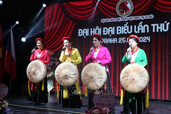 A performance at the event. VNA Photo: Ngọc Biên