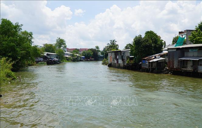 Kênh Mương Khai - Đốc Phủ Hiền đoạn qua thành phố Sa Đéc, tỉnh Đồng Tháp. Ảnh: Nhựt An - TTXVN