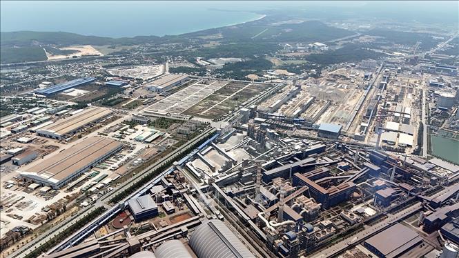 The Hoa Phat Dung Quat Iron and Steel Production Complex in the central province of Quang Ngai. VNA Photo: Tuấn Anh 