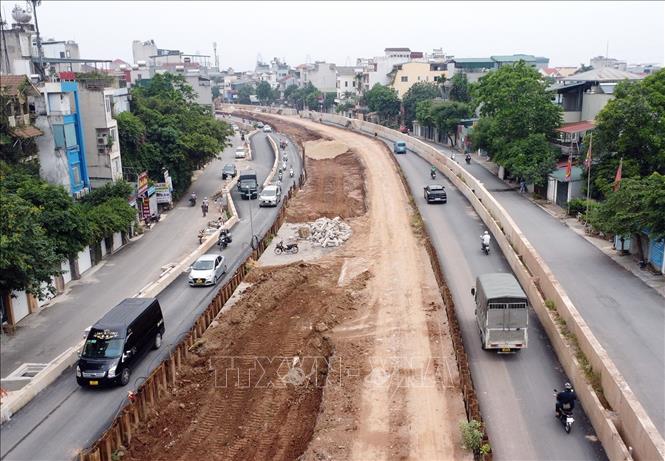 Tuyến đường dự kiến sẽ hoàn thành vào cuối tháng 6/2024. Ảnh: Tuấn Anh - TTXVN