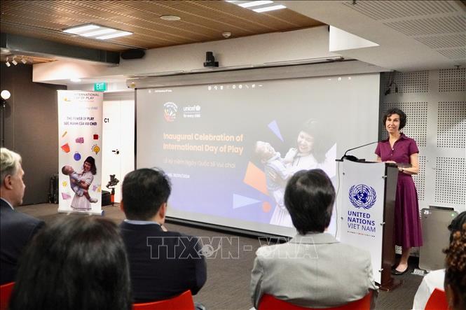 A view of the first-ever celebration event for the International Day of Play in Hanoi. VNA Photo