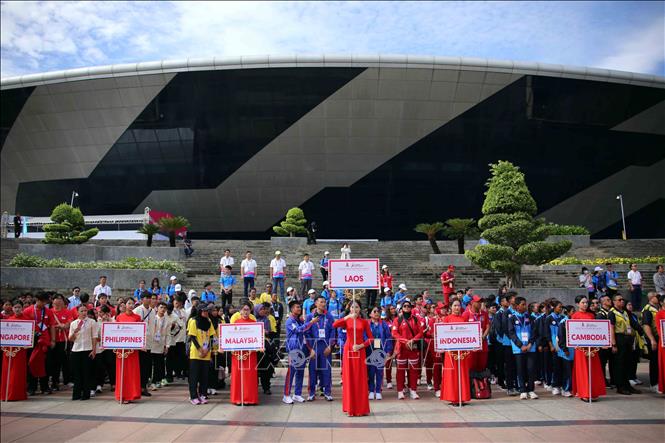 The sports delegations of ASEAN member countries attend the ceremony. VNA Photo: Trần Lê Lâm 
