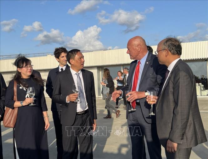 Hội đồng vùng Nouvelle Aquitaine tổ chức Lễ kỷ niệm 20 năm hợp tác với tỉnh Lào Cai, với sự hiện diện của đông đảo lãnh đạo vùng, các đối tác hợp tác với tỉnh Lào Cai và Đại sứ quán Việt Nam tại Pháp. Ảnh: TTXVN phát