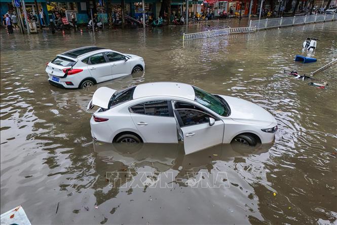 Cảnh ngập lụt sau những trận mưa lớn tại Nam Ninh, Khu tự trị dân tộc Choang Quảng Tây, Trung Quốc, ngày 19/5/2024. Ảnh: AFP/TTXVN