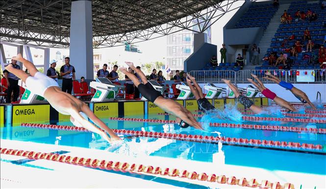 Swimming attracts the participation of athletes from 10 countries, namely Brunei, Cambodia, Indonesia, Laos, Malaysia, Myanmar, the Philippines, Singapore, Thailand, and host Vietnam. VNA Photo