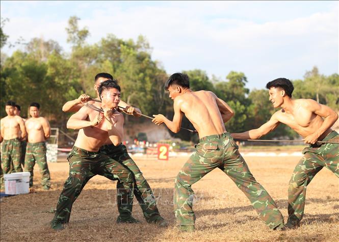 Chiến sĩ Lữ đoàn Đặc công 198 huấn luyện giỏi, kỷ luật nghiêm, sẵn sàng chiến đấu và hoàn thành mọi nhiệm vụ được giao. Ảnh: Tuấn Anh - TTXVN