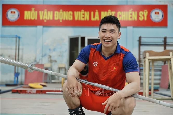 VĐV Trịnh Văn Vinh có tinh thần thoải mái khi giành vé chính thức tham dự Olympic Paris 2024. Ảnh: Minh Quyết – TTXVN