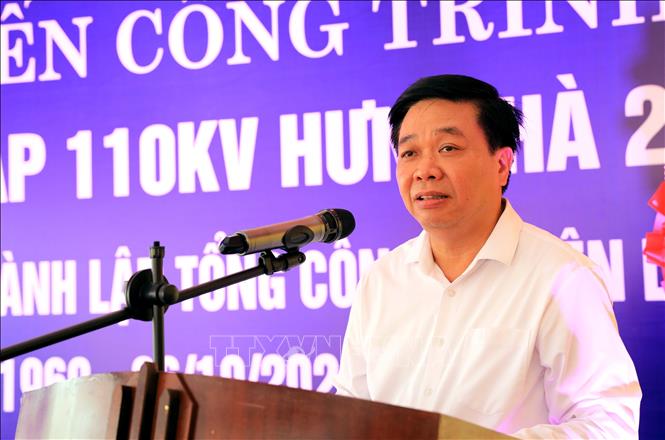 Phó Chủ tịch Thường trực UBND tỉnh Thái Bình Nguyễn Quang Hưng phát biểu tại buổi lễ. Ảnh: Thế Duyệt – TTXVN