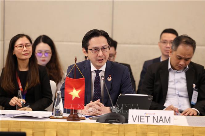 Trưởng SOM ASEAN Việt Nam Đỗ Hùng Việt  tham dự Hội nghị Quan chức Cao cấp (SOM) ASEAN. Ảnh: TTXVN phát