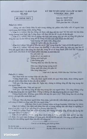 Đề thi môn Ngữ Văn. Ảnh: Hoàng Hiếu - TTXVN