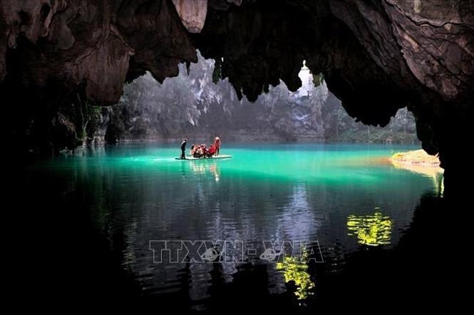 Nằm ở phía Tây thôn Pha Nguyệt, xã Giáp triện, huyện Ba Mã, thành phố Hà Trì, Quảng Tây, Động Bách Ma là hang động đá vôi hùng vĩ và đồ sộ nhất Trung Quốc. Ảnh TTXVN phát