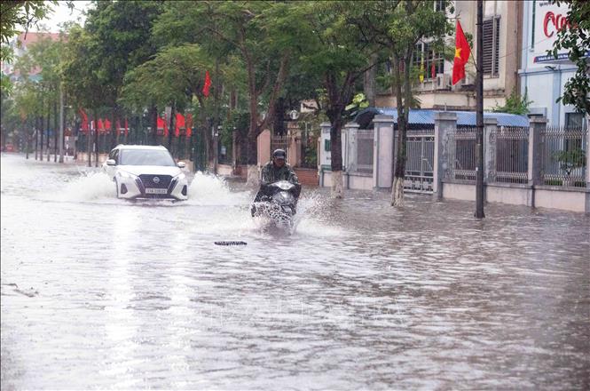 Đường Trần Phú, thành phố Thái Bình bị 