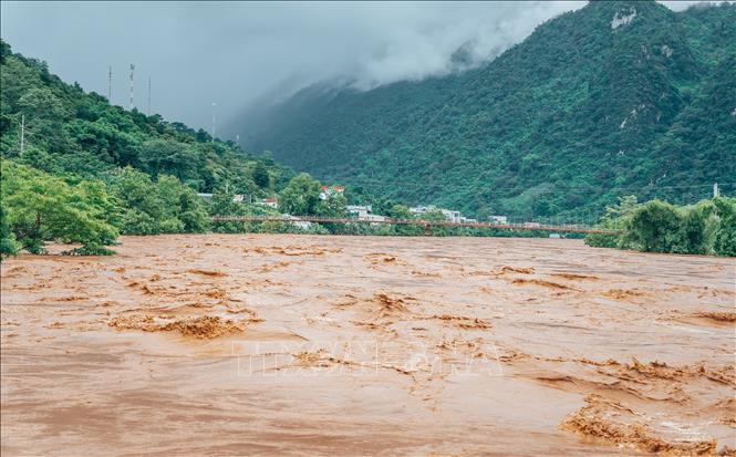 Lũ trên sông Gâm đoạn qua huyện Bảo Lâm vượt mức báo động 3. Ảnh: Bảo Chung/TTXVN phát