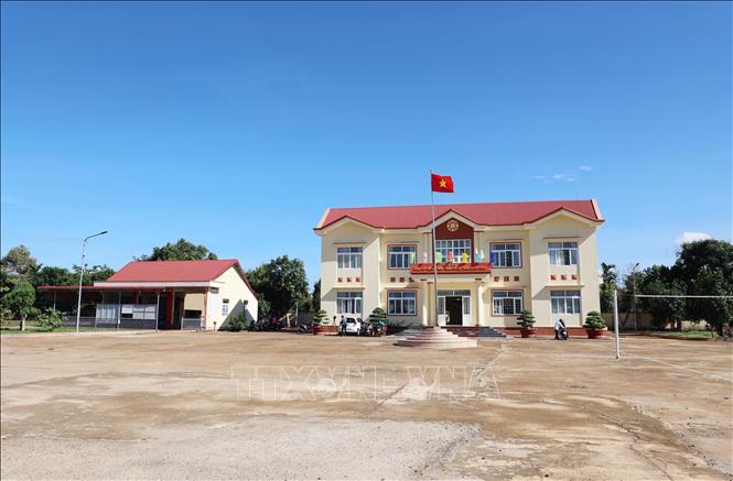 Trụ sở UBND xã Ea Ktur (huyện Cư Kuin, tỉnh Đắk Lắk) được quan tâm sửa sang, xây mới. Ảnh: Hoài Thu – TTXVN