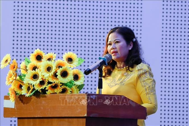Đại diện Cộng đồng Doanh nhân Tâm Giao phát biểu tại sự kiện. Ảnh: Mỹ Phương - TTXVN
