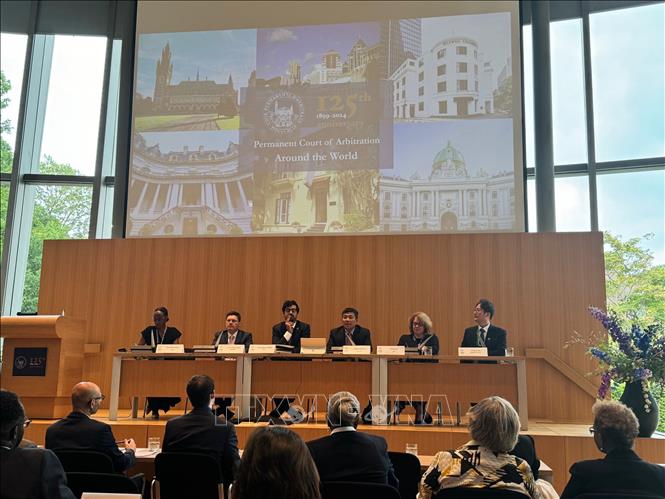 Deputy Foreign Minister Nguyen Minh Vu led a Vietnamese delegation to the celebration of the 125th anniversary of the Permanent Court of Arbitration holds in The Hague on June 13. VNA