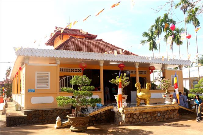 Chính điện của chùa Long Quang. Ảnh: Thu Hiền - TTXVN
