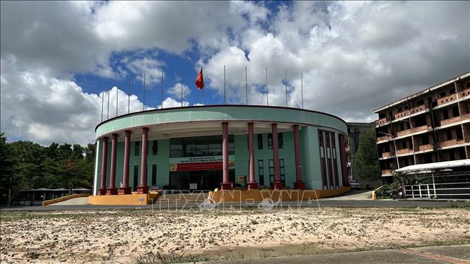 Trụ sở của Công ty TNHH Phát triển quốc tế Formosa (FIDC) - chủ đầu tư Khu công nghiệp Mỹ Xuân A2 đơn vị đang nợ tiền nước lên tới 23,4 tỉ đồng không chịu thanh toán. Ảnh: Hoàng Nhị - TTXVN