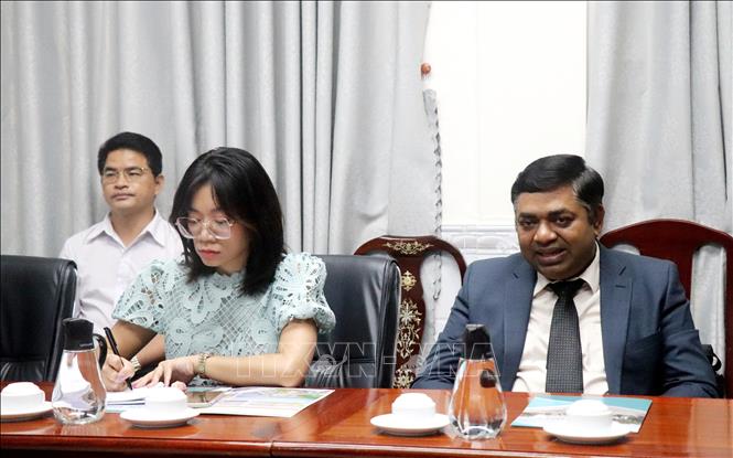 Tổng Lãnh sự Ấn Độ tại thành phố Hồ Chí Minh Madan Mohan Sethi tại buổi làm việc. Ảnh: Thu Hiền - TTXVN