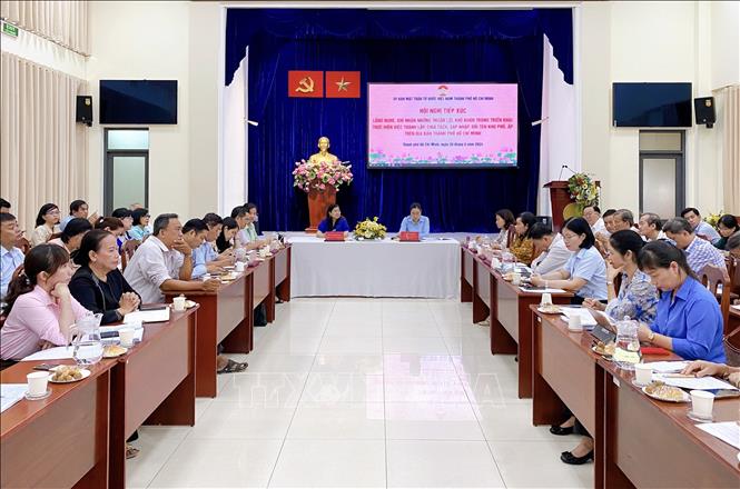 Hội nghị có sự tham gia của các bí thư, trưởng khu phố, trưởng ấp trên địa bàn Thành phố Hồ Chí Minh. Ảnh: Hồng Giang - TTXVN