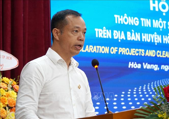 Ông Nguyễn Văn Bình, Chủ tịch Sun Group vùng miền Trung phát biểu tại Hội nghị. Ảnh: Quốc Dũng - TTXVN
