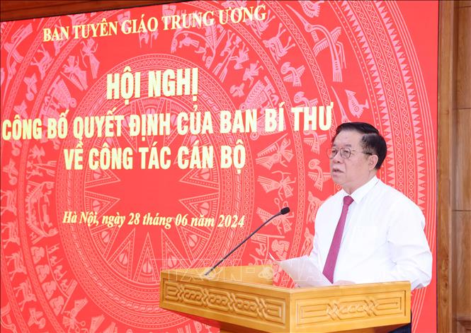 Trưởng Ban Tuyên giáo Trung ương Nguyễn Trọng Nghĩa phát biểu tại hội nghị. Ảnh: Phương Hoa - TTXVN
