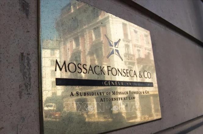 Biển hiệu của văn phòng Công ty luật Mossack Fonseca ở Geneva, Thụy Sĩ ngày 16/6/2016. Ảnh: Swissinfo/TTXVN