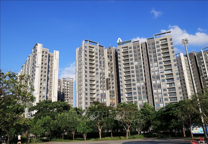 Khu chung cư ở gần trung tâm huyện Bình Chánh, Thành phố Hồ Chí Minh. Ảnh: Hồng Đạt - TTXVN