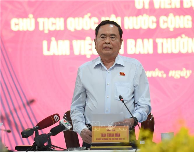 National Assembly Chairman Tran Thanh Man holds a working session with the standing board of the Binh Phuoc provincial Party Committee on July 3. VNA Photo: Nhật Bình