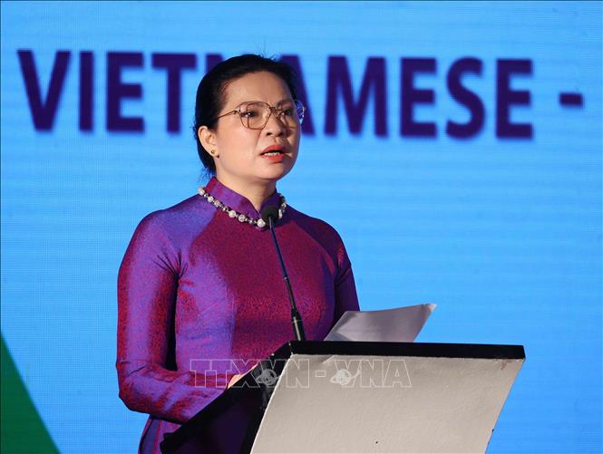 Chairwoman of the Vietnam Women's Union Ha Thi Nga speaks at the forum. VNA Photo: An Đăng