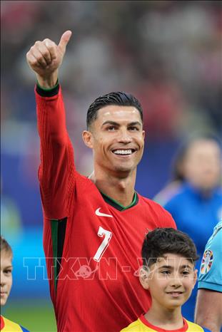 Cristiano Ronaldo trong trận tứ kết Euro 2024 gặp tuyển Pháp, ngày 5/7/2024. Ảnh: THX/TTXVN