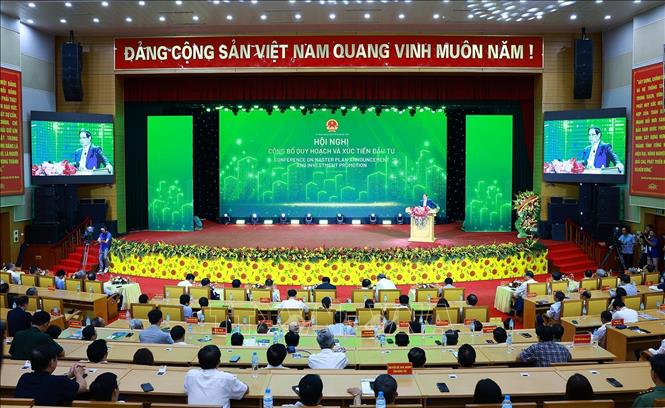 Hội nghị công bố Quy hoạch tỉnh Hưng Yên thời kỳ 2021-2030, tầm nhìn đến 2050 và Xúc tiến đầu tư. Ảnh: Dương Giang-TTXVN