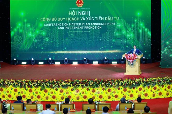Hội nghị công bố Quy hoạch tỉnh Hưng Yên thời kỳ 2021-2030, tầm nhìn đến 2050 và Xúc tiến đầu tư. Ảnh: Dương Giang-TTXVN
