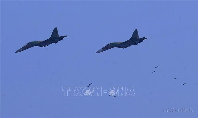 Máy bay Su-30MK2 tham gia diễn tập, kiểm tra khả năng sẵn sàng chiến đấu, làm chủ vũ khí trang bị kỹ thuật mới hiện đại của Quân đoàn 12. Ảnh: Dương Giang-TTXVN