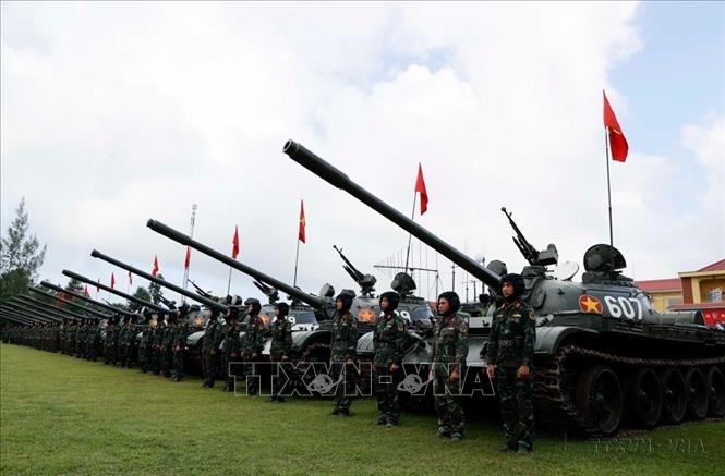 Lữ đoàn Tăng thiết giáp 574 (Quân khu 5) đặc biệt coi trọng huấn luyện đồng bộ, chuyên sâu, sát nhiệm vụ, đối tượng, địa bàn và phương án tác chiến. Ảnh: Thống Nhất – TTXVN