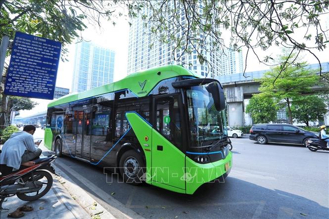 Electric bus operates in Hanoi. VNA Photo