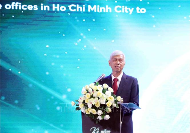 Ông Võ Văn Hoan, Phó Chủ tịch UBND Thành phố phát biểu chúc mừng kỷ niệm 45 năm FOSCO. Ảnh: Xuân Khu-TTXVN