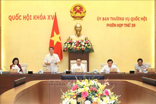 Phó Chủ tịch Quốc hội Nguyễn Đức Hải điều hành phiên họp. Ảnh: An Đăng - TTXVN