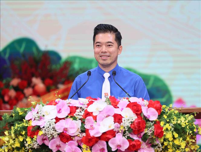 Bí thư Đoàn Thanh niên Kiểm toán Nhà nước Lê Mạnh Cường, đại diện cho thế hệ trẻ phát biểu. Ảnh: An Đăng - TTXVN