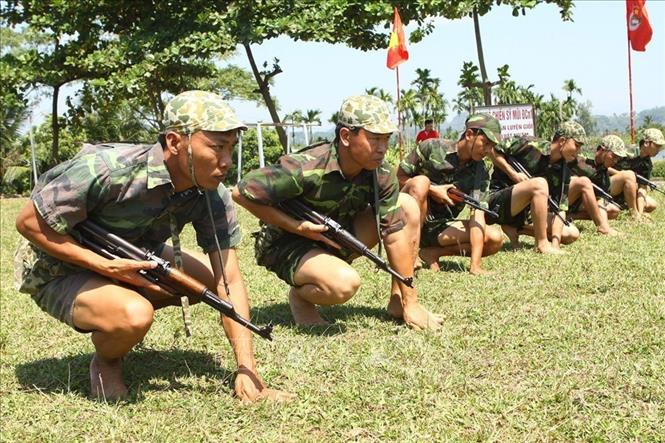 Đặc công hải quân thường xuyên huấn luyện thể lực, rèn luyện sức chịu đựng bền bỉ, dẻo dai trên sông, trên biển; kết hợp huấn luyện với rèn luyện kỷ luật, xây dựng chính quy, ý thức chấp hành mệnh lệnh, kỷ luật chiến trường. Ảnh: Trọng Đức - TTXVN