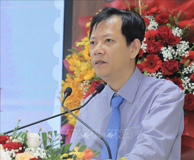 Ông Lê Quốc Cường, Giám đốc Sở Thông tin và Truyền thông An Giang khẳng định: Cuộc đời và sự nghiệp của Tổng Bí thư Nguyễn Phú Trọng luôn thể hiện những phẩm chất tốt đẹp nhất của người cộng sản chân chính, sáng ngời về đạo đức cách mạng, là người lãnh đạo mẫu mực, sáng suốt, giản dị, tận tụy với sự nghiệp cách mạng của Đảng, là người lãnh đạo đáng kính của Nhân dân Việt Nam. Ảnh: TTXVN phát