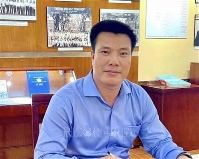 PGS.TS Lưu Văn Quyết, Trưởng khoa Lịch sử (Trường Đại học Khoa học Xã hội và Nhân văn, Đại học Quốc gia Thành phố Hồ Chí Minh) chia sẻ cảm nghĩ về Tổng Bí thư Nguyễn Phú Trọng. Ảnh: Xuân Khu-TTXVN
