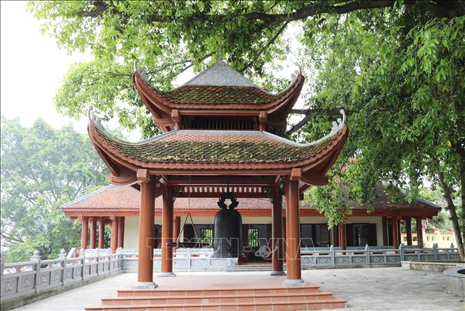 Tháp chuông mới được xây dựng tại Khu di tích lịch sử Quốc gia 27/7. Ảnh: Hoàng Nguyên - TTXVN