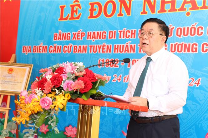 Đồng chí Nguyễn Trọng Nghĩa, Ủy viên Bộ Chính trị, Bí thư Trung ương Đảng, Trưởng Ban Tuyên giáo Trung ương phát biểu tại buổi lễ. Ảnh: Thanh Tân - TTXVN